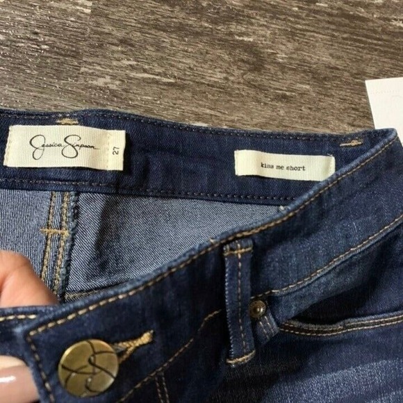 Jessica Simpson Cutoff Jean Shorts Y2K Style Size 27 Dark Wash Denim Shorts NWT - Picture 2 of 3